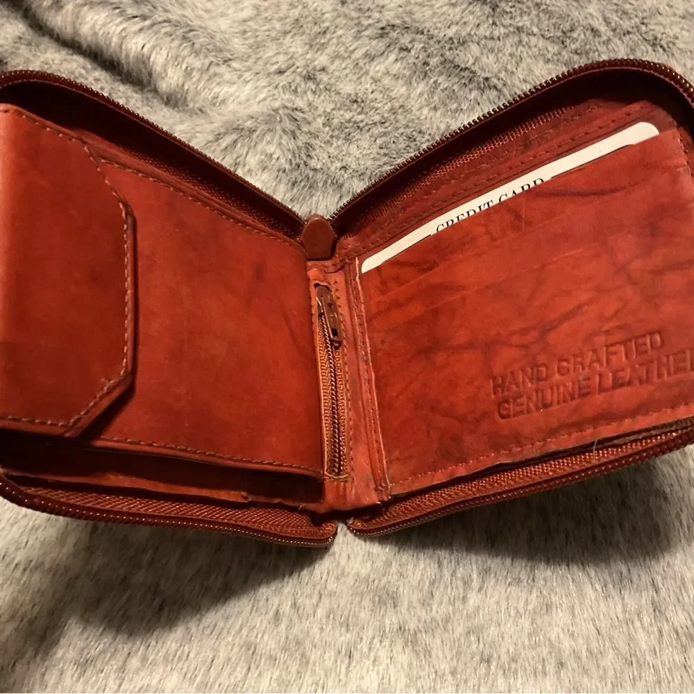 New Genuine Leather Zipper Wallet